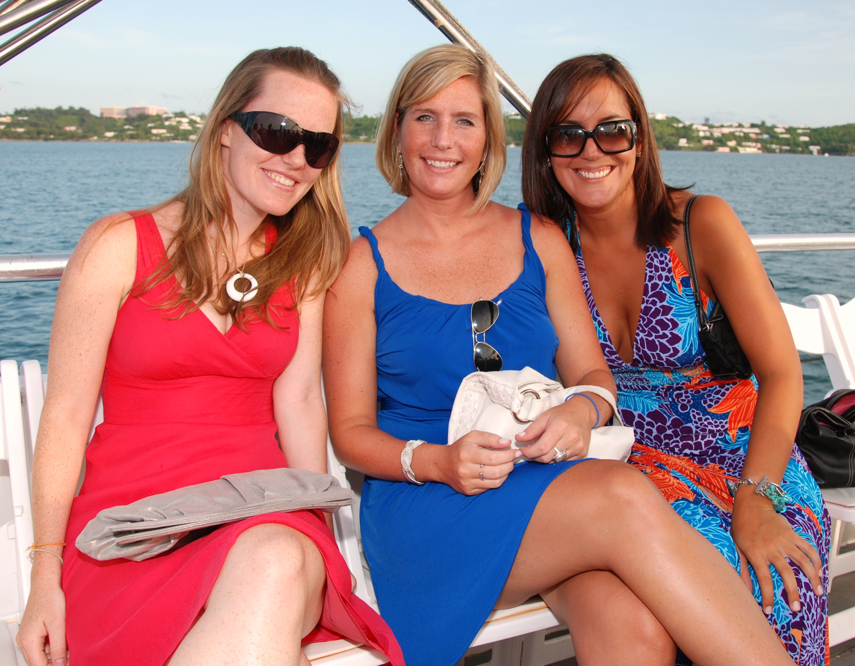 Amygirlsonboat070.JPG