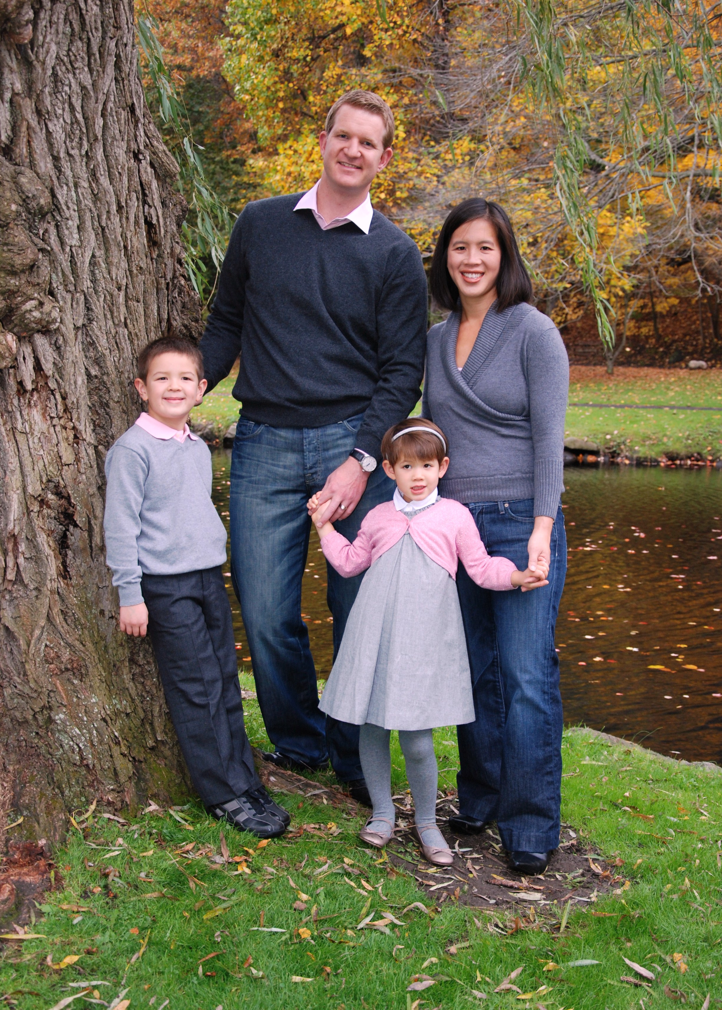 DSC_0464verafamilytreepond.jpg